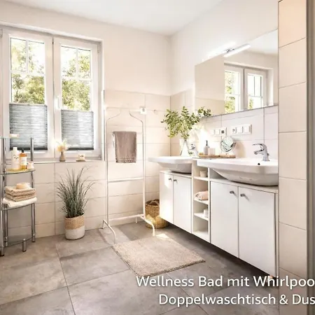 度假居 Villa Mara - Fuer 12 Gaeste, Sauna, 1 Wirlwanne, 2 Duschen, Kamin, 5 Sz, 3 Wc, Highspeed Internet, Abgezeuntes Grundstueck *